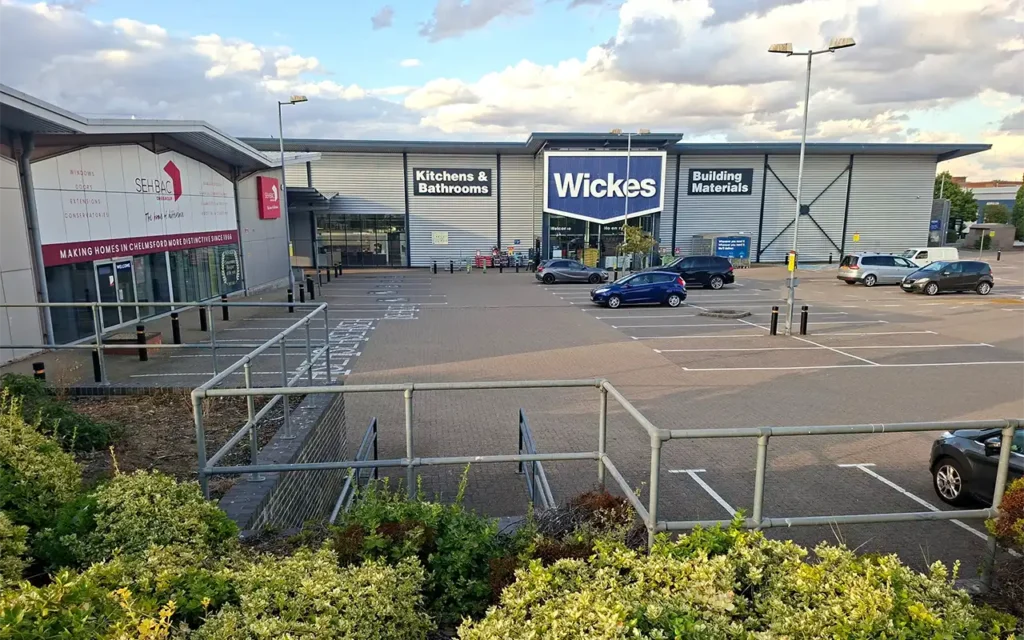 Baynes Place retail warehouses featuring Wickes and SEC BAC in Chelmsford.